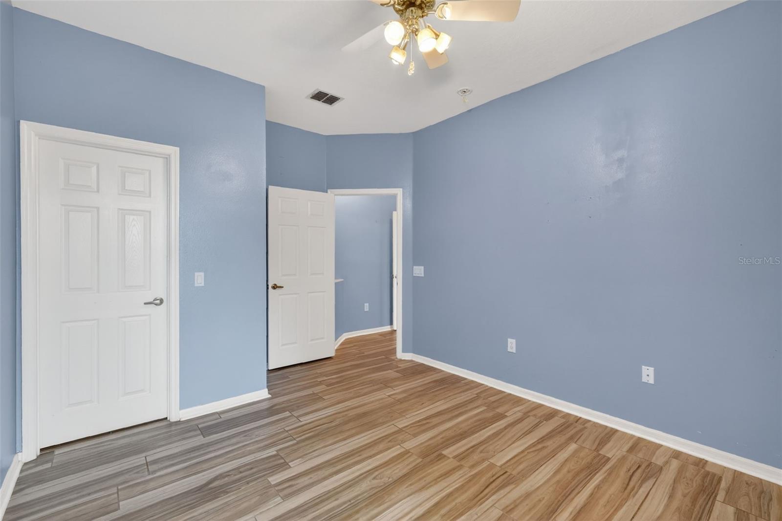 Image 31 of 37 For 14608 Eagle Eye Ct