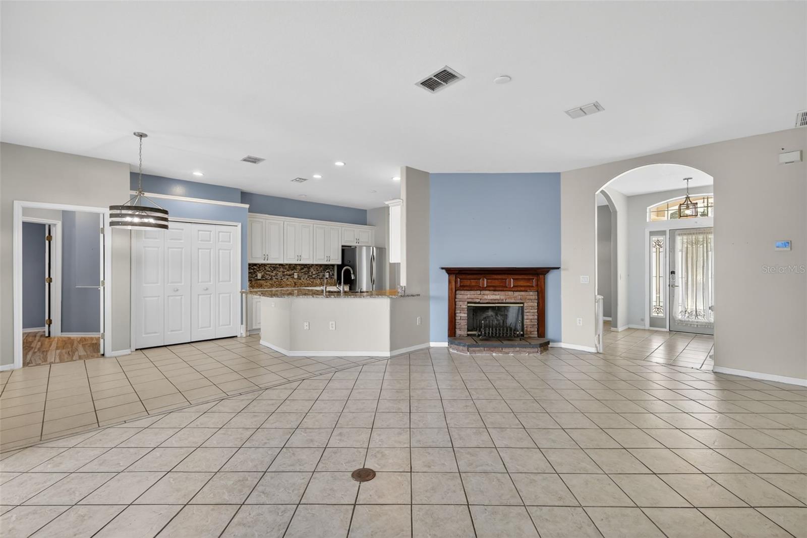 Image 7 of 37 For 14608 Eagle Eye Ct