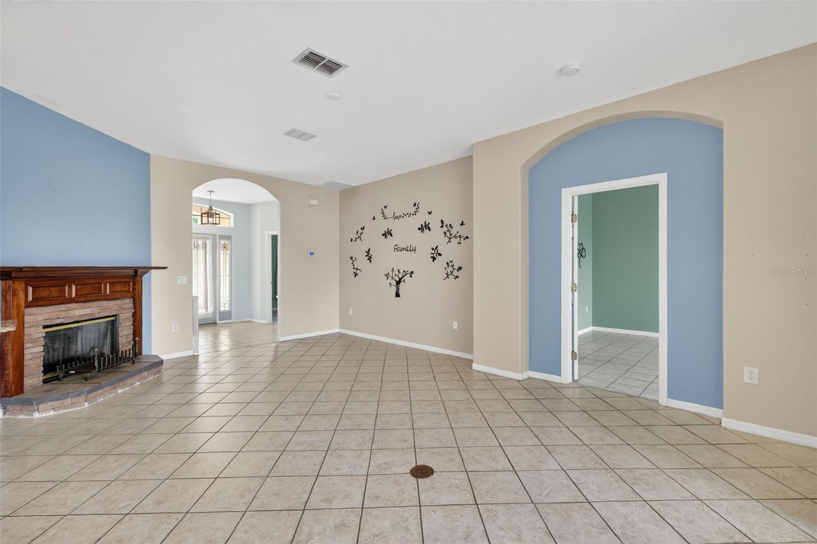 Image 8 of 37 For 14608 Eagle Eye Ct