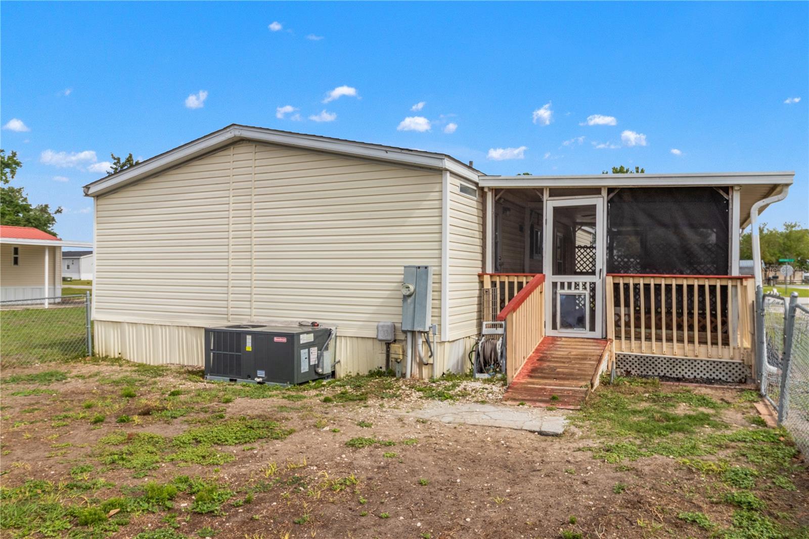 Image 27 of 37 For 1371 12th Lane