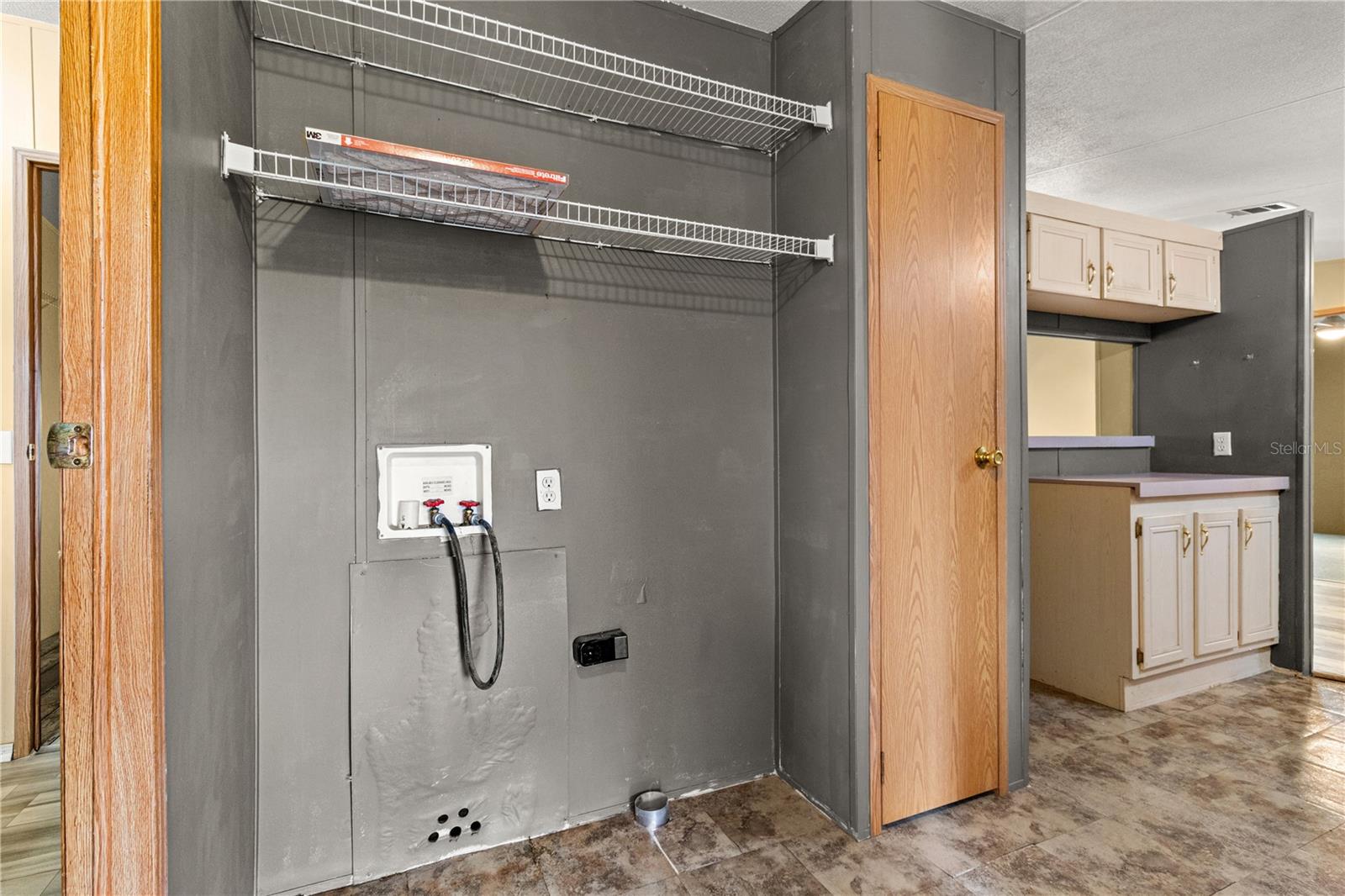 Image 9 of 37 For 1371 12th Lane