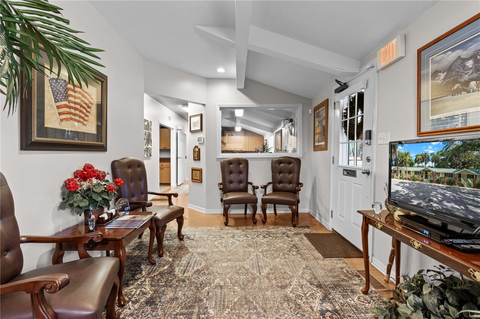 Image 11 of 43 For 107 4th Street