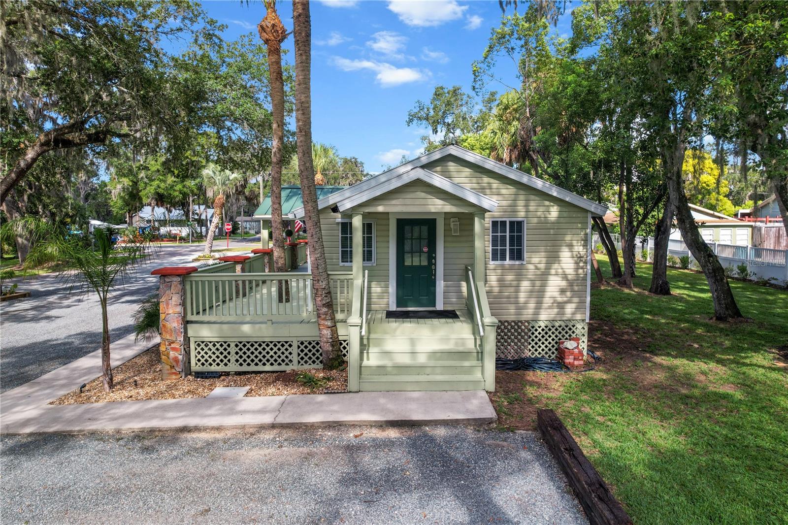 Image 2 of 43 For 107 4th Street