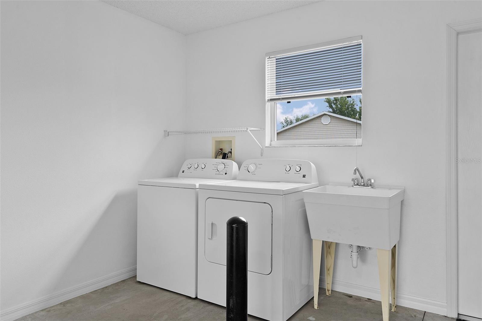 Image 26 of 33 For 8015 174th Belhaven Loop