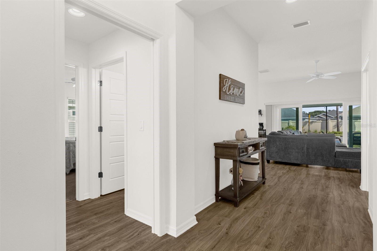 Image 4 of 39 For 2895 Osborne Street