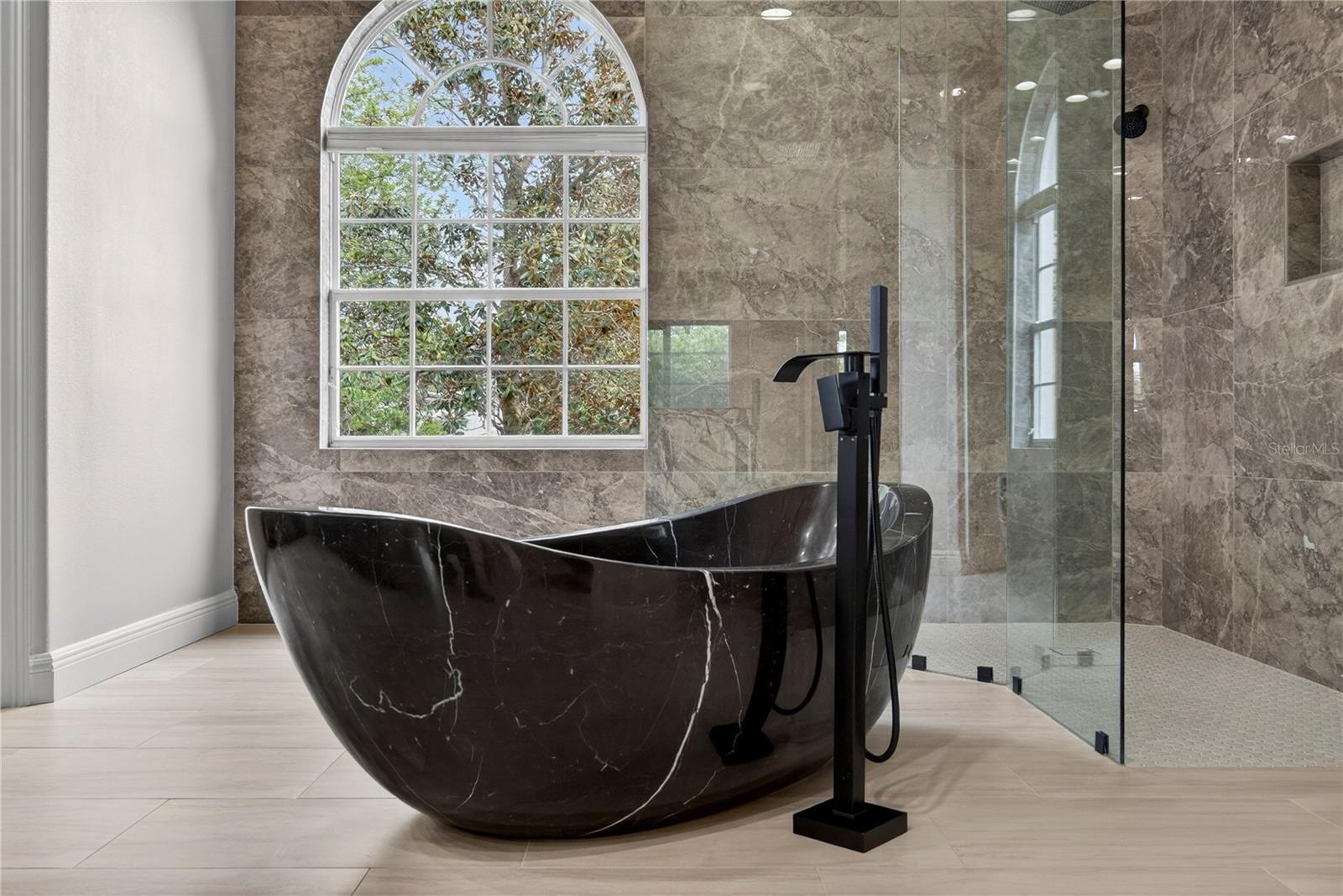 Image 28 of 71 For 1609 Kennesaw Drive