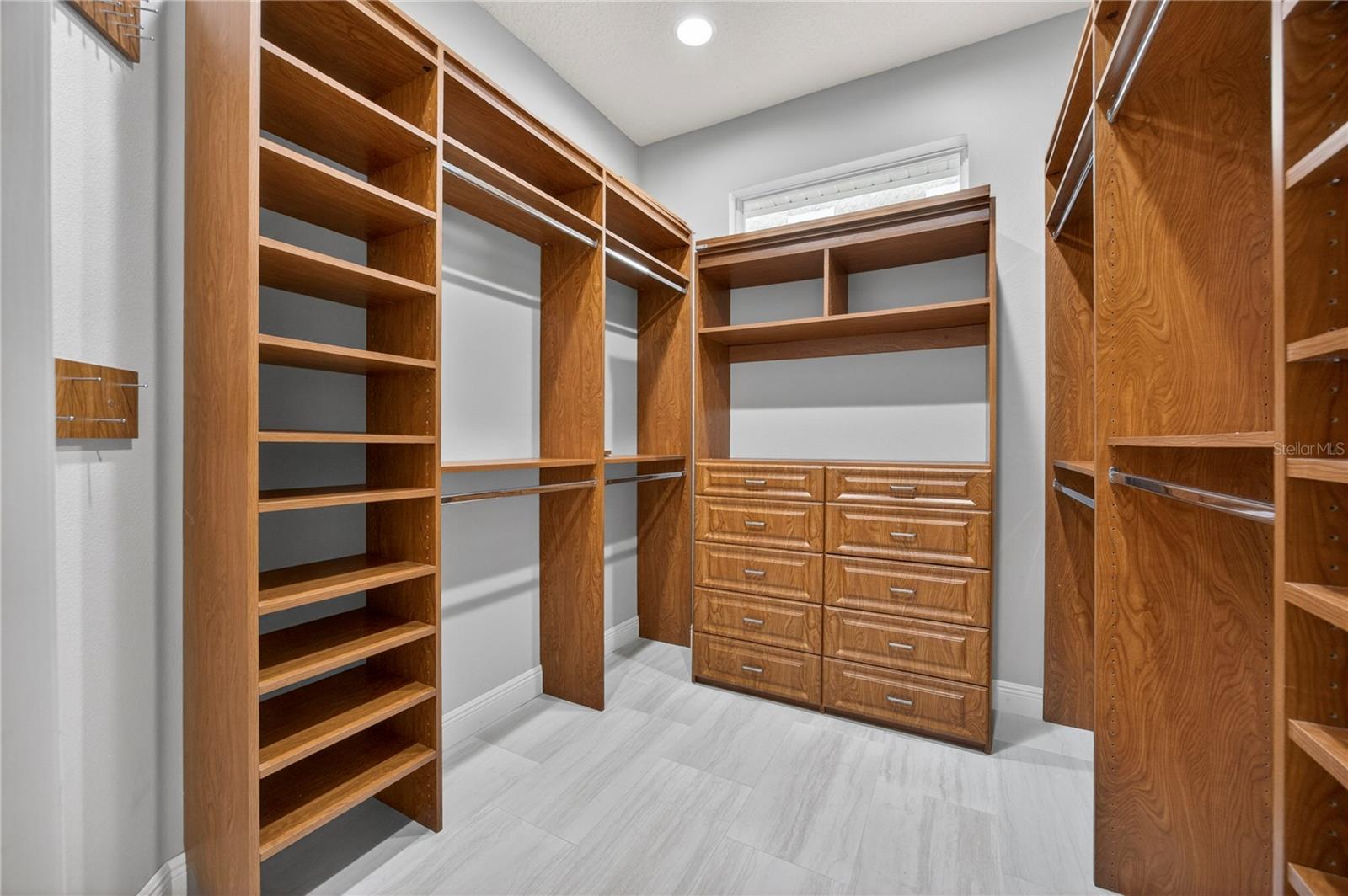 Image 31 of 71 For 1609 Kennesaw Drive