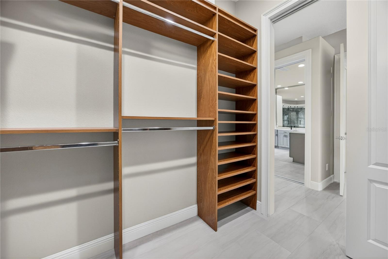 Image 32 of 71 For 1609 Kennesaw Drive