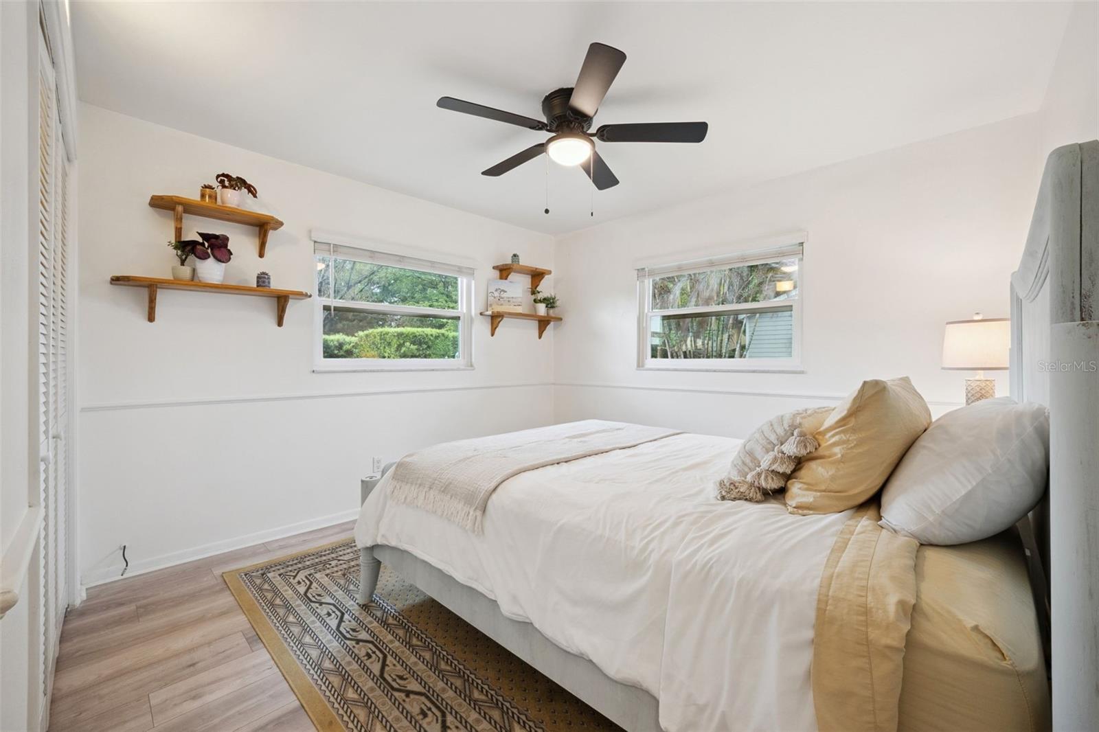 Image 26 of 46 For 425 Vandergrift Drive