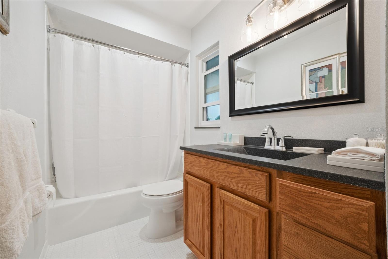 Image 27 of 46 For 425 Vandergrift Drive