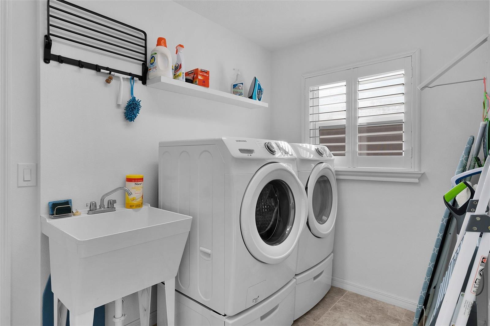 Image 16 of 32 For 9232 168th Cook Place