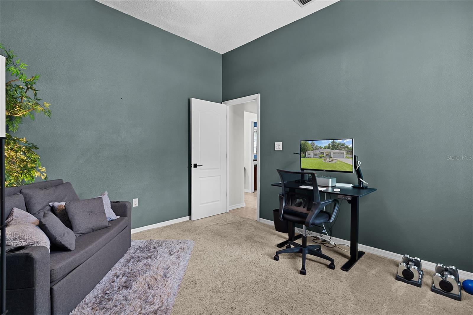 Image 19 of 42 For 4309 Serene Circle