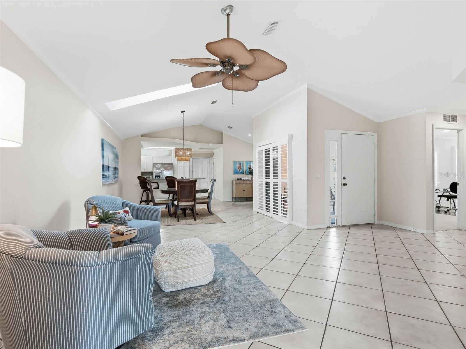 Image 16 of 60 For 17881 115th Court