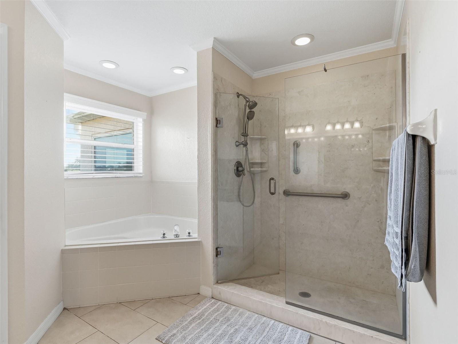 Image 39 of 60 For 17881 115th Court