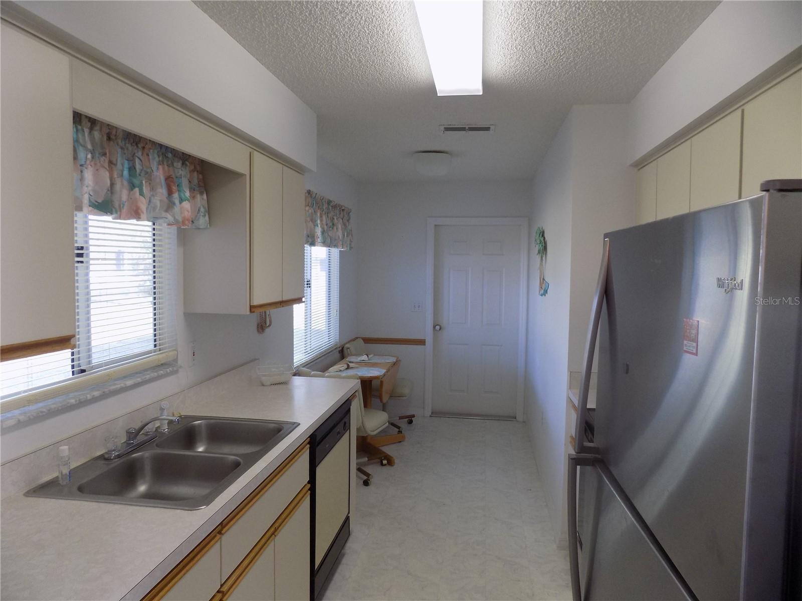 Image 8 of 21 For 17590 96th Ave