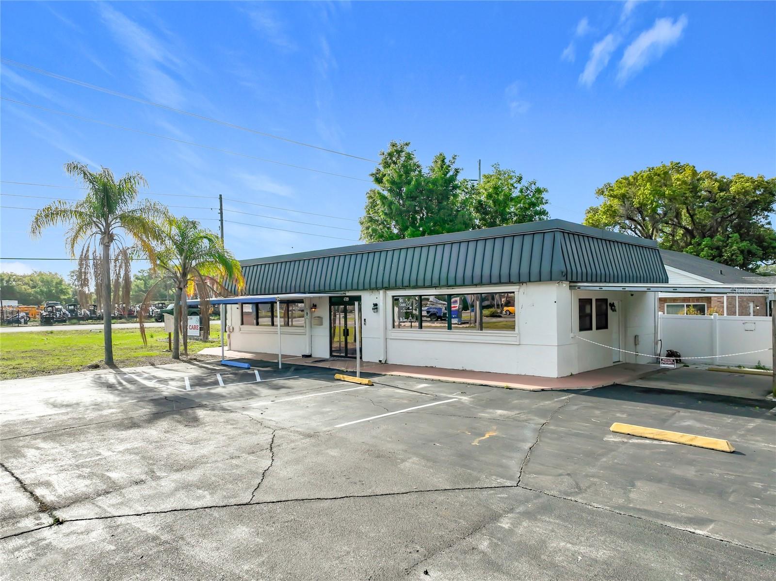 Image 8 of 66 For 4709 Highway 19a