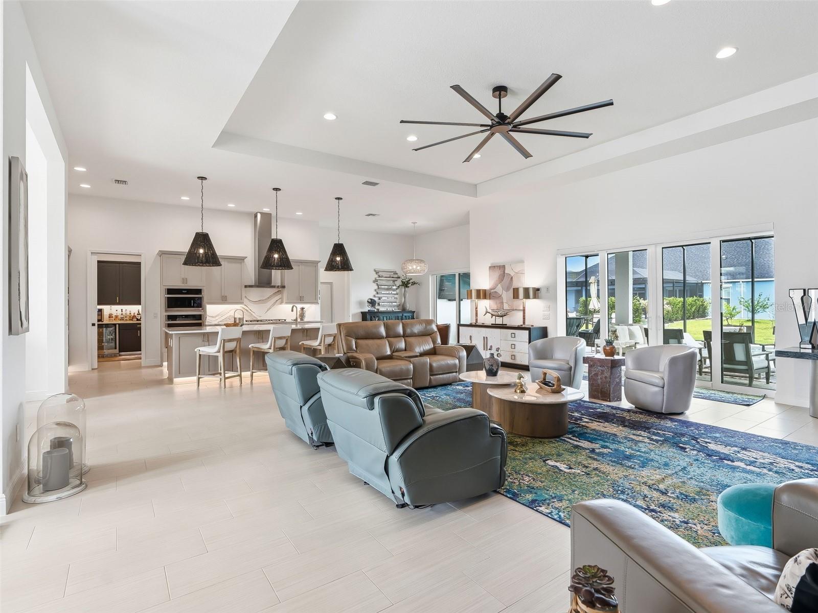 Image 21 of 91 For 7095 Jennings Court