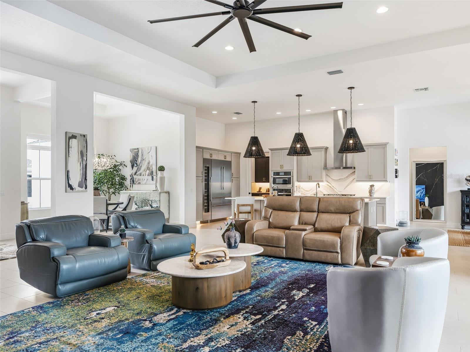 Image 26 of 91 For 7095 Jennings Court