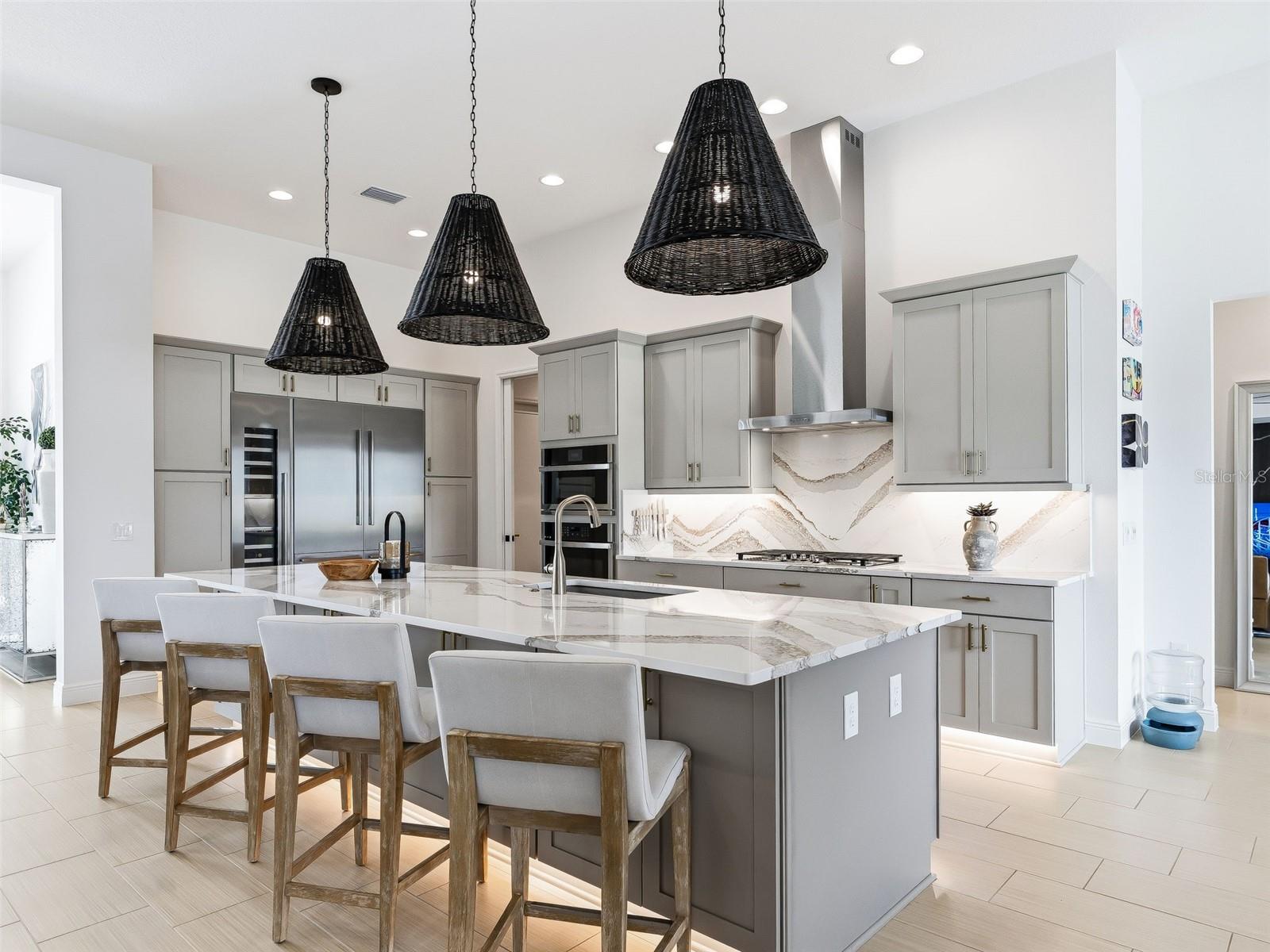 Image 31 of 91 For 7095 Jennings Court