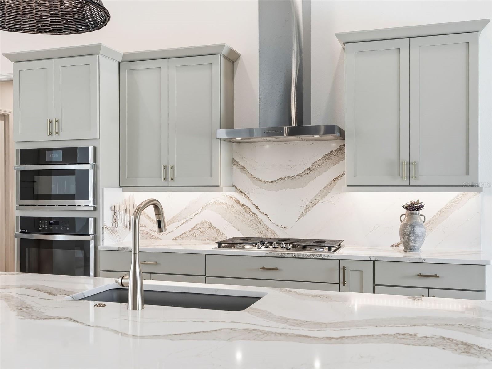 Image 34 of 91 For 7095 Jennings Court