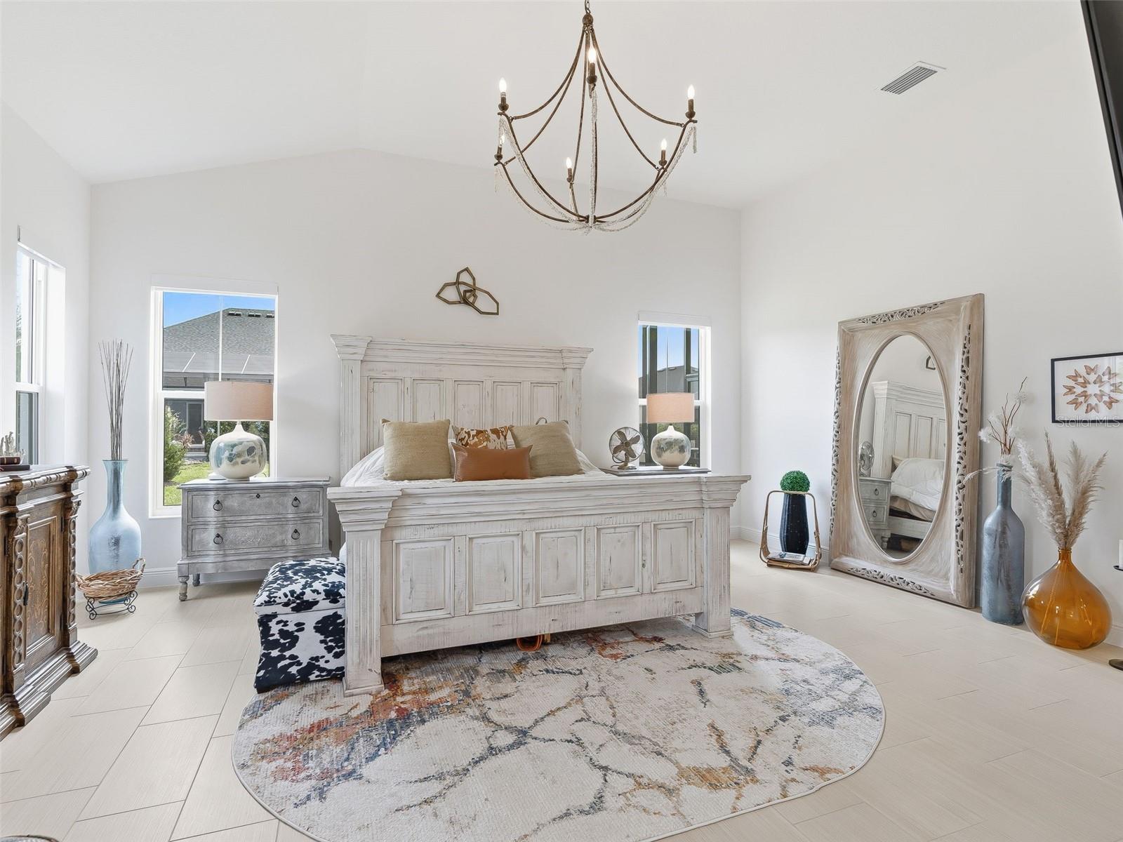 Image 45 of 91 For 7095 Jennings Court