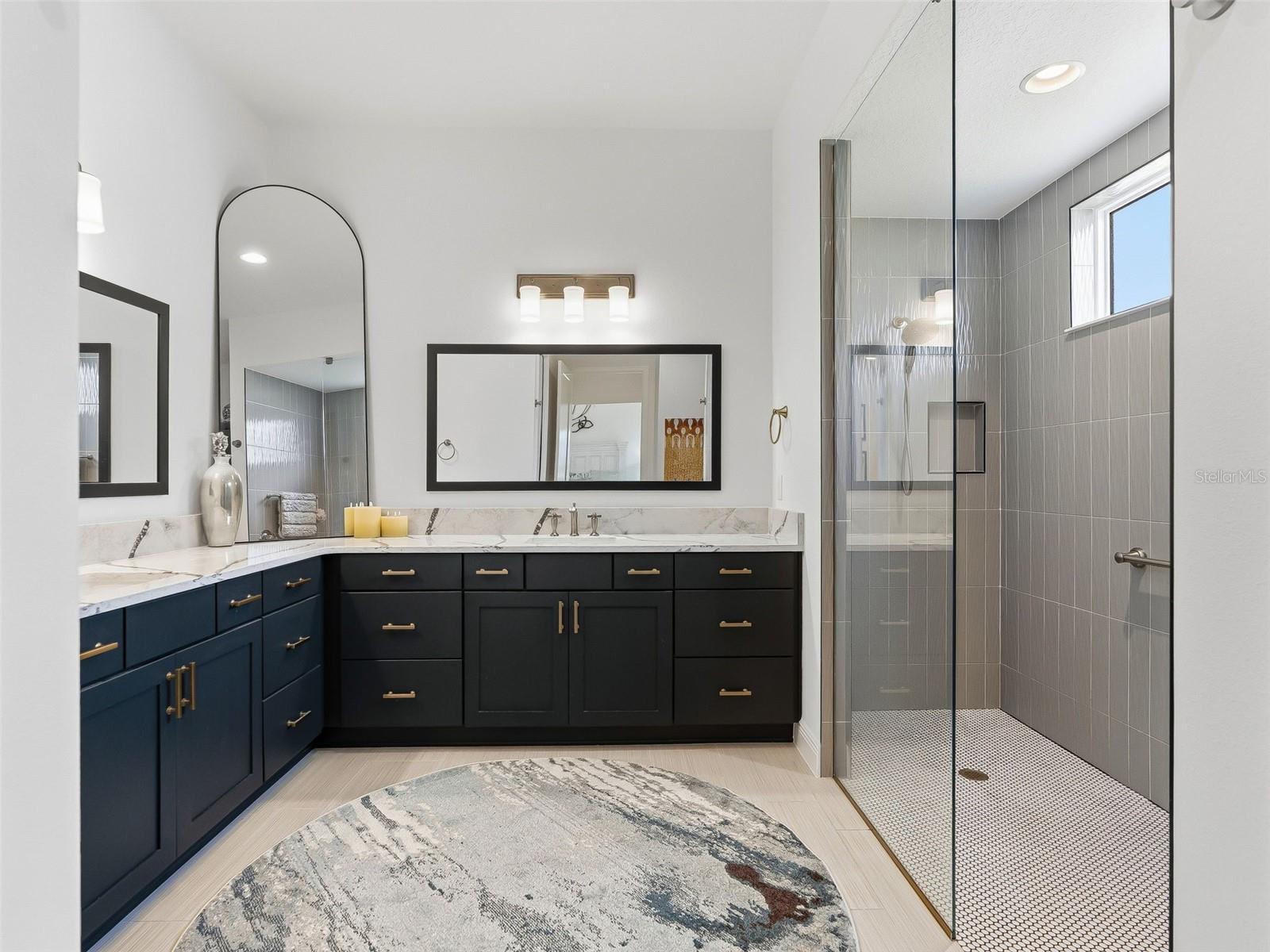 Image 48 of 91 For 7095 Jennings Court