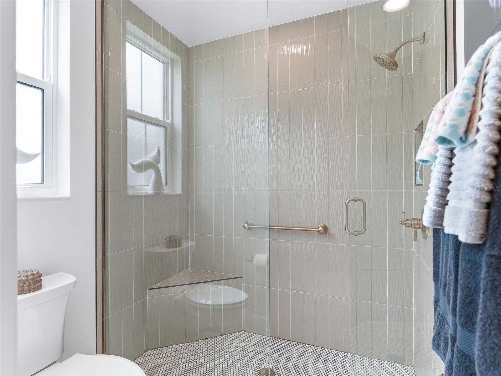 Image 57 of 91 For 7095 Jennings Court