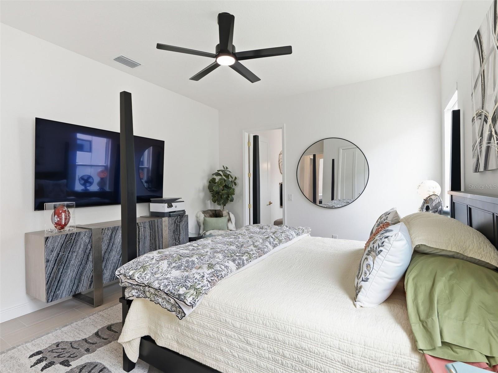 Image 59 of 91 For 7095 Jennings Court