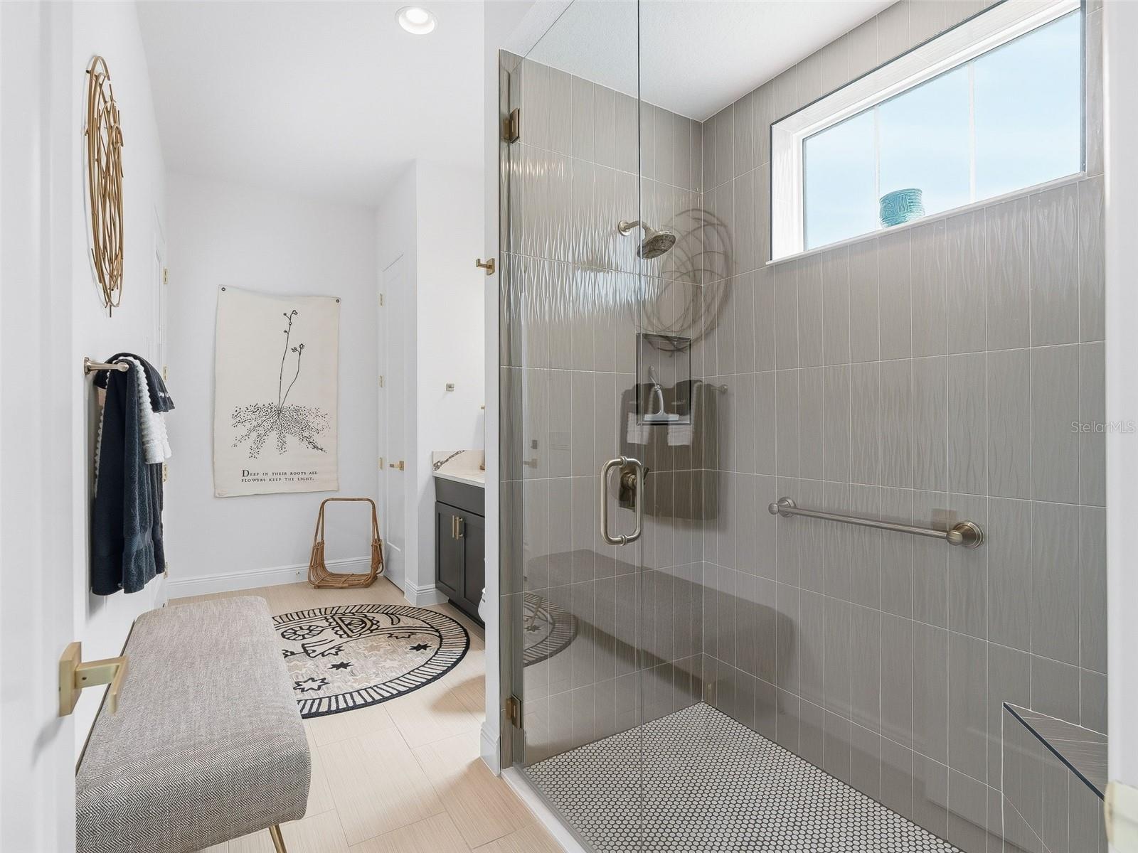 Image 61 of 91 For 7095 Jennings Court