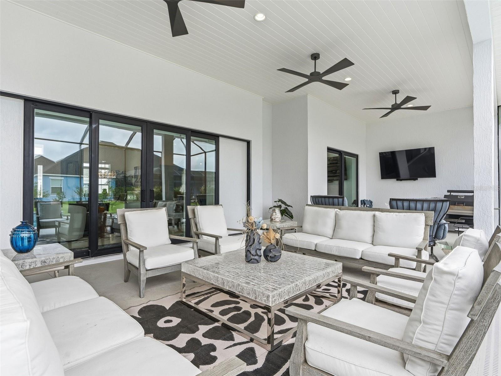 Image 71 of 91 For 7095 Jennings Court