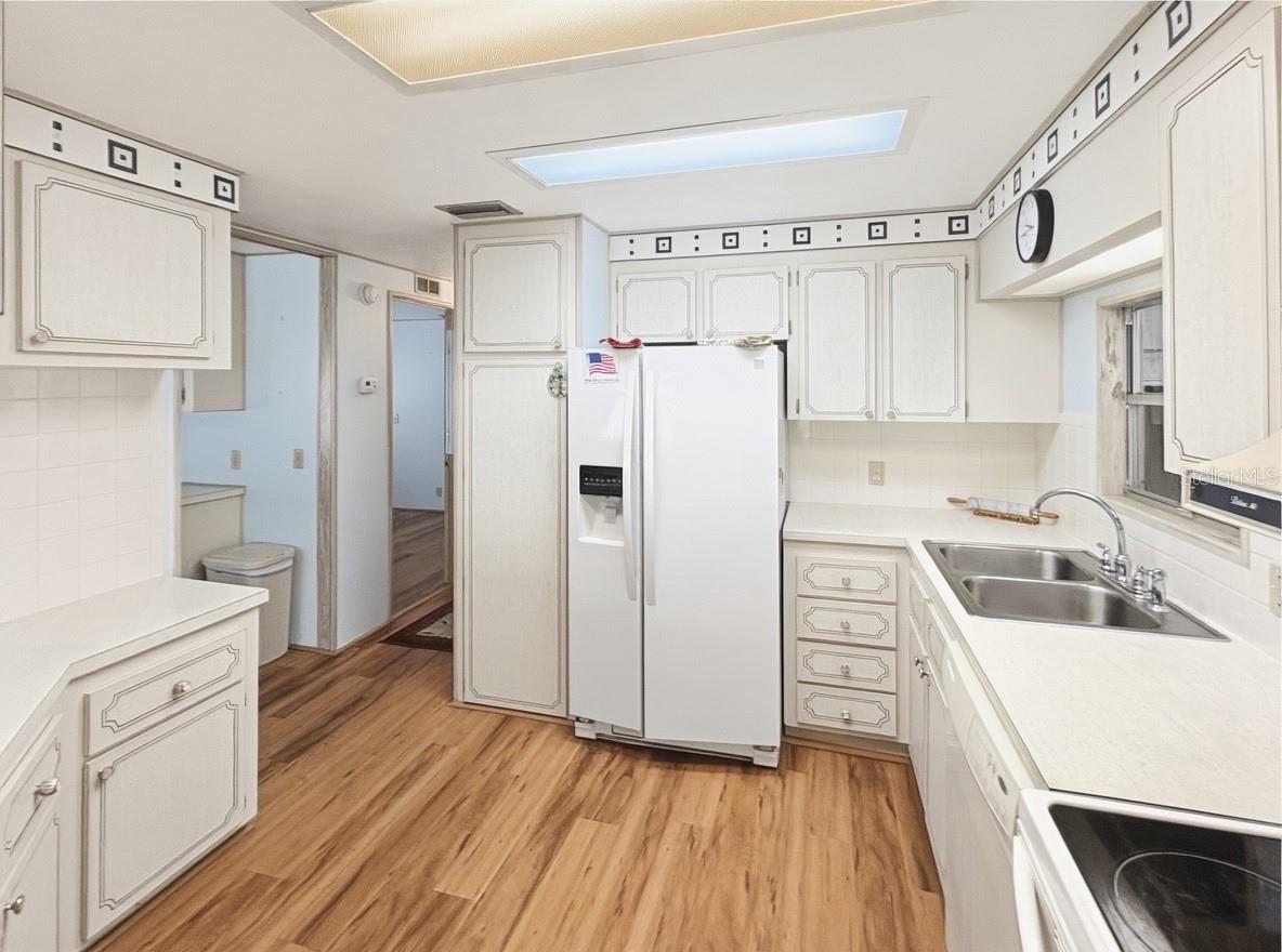 Image 15 of 37 For 22 Bobwhite Road