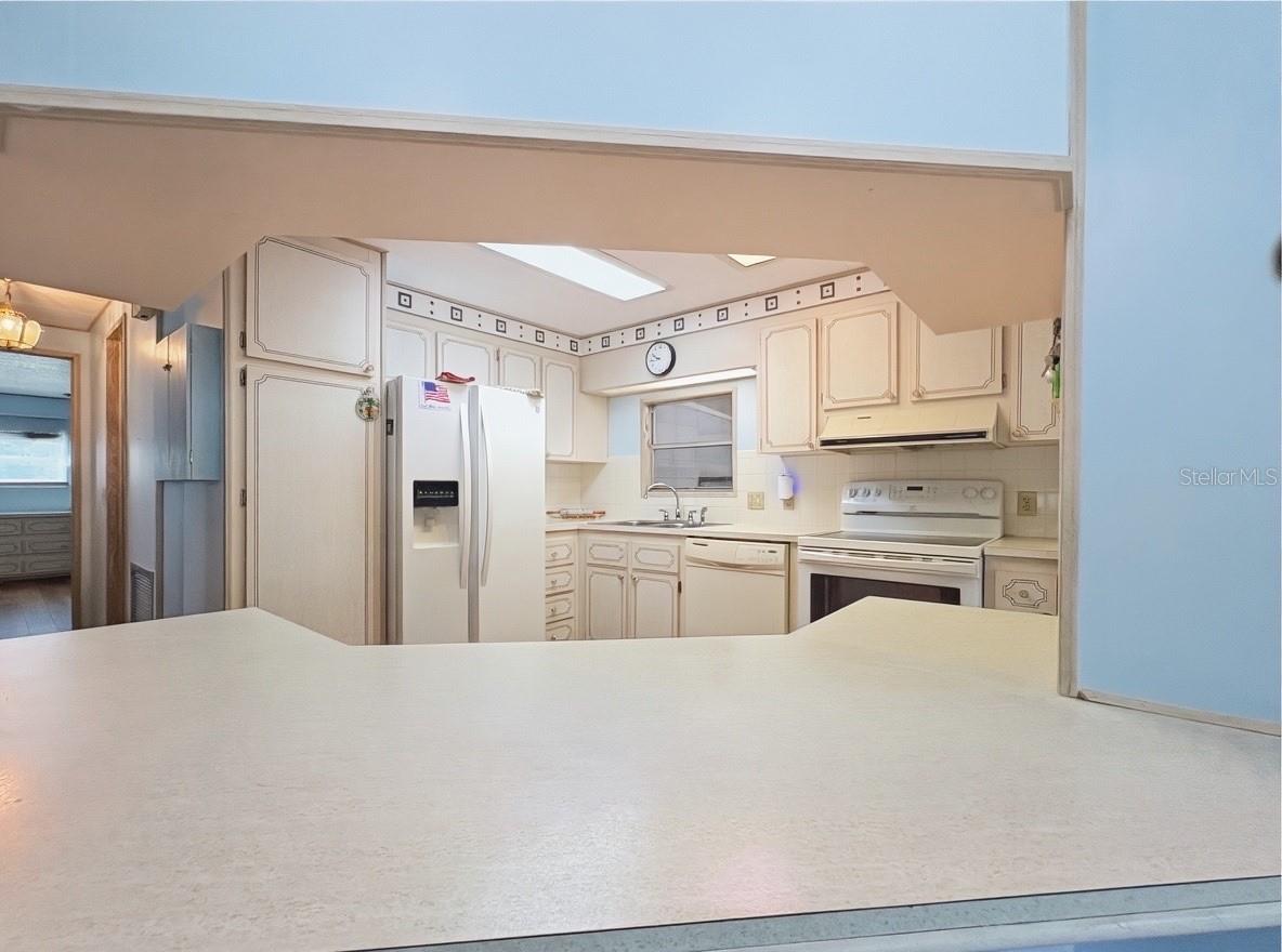 Image 16 of 37 For 22 Bobwhite Road