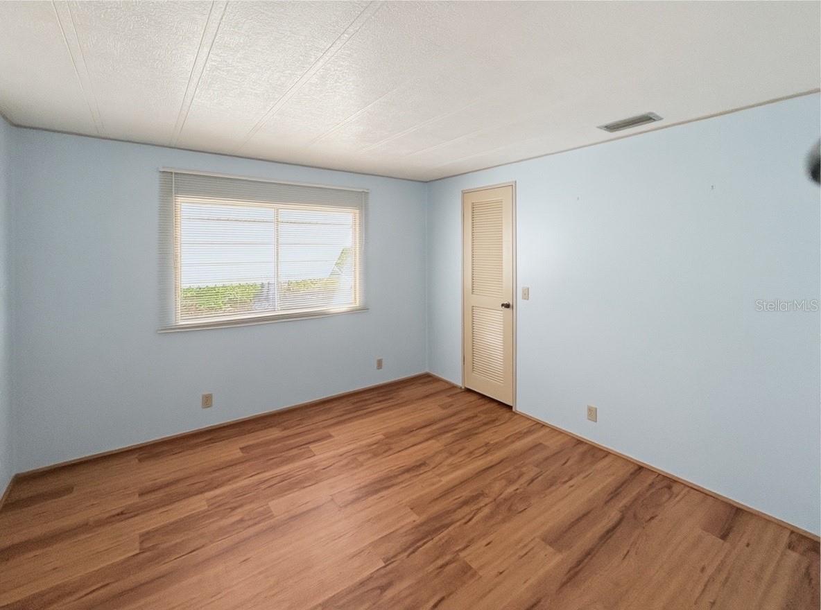 Image 18 of 37 For 22 Bobwhite Road