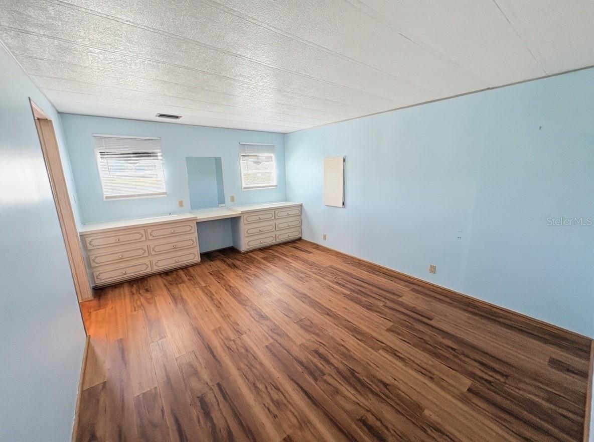 Image 24 of 37 For 22 Bobwhite Road