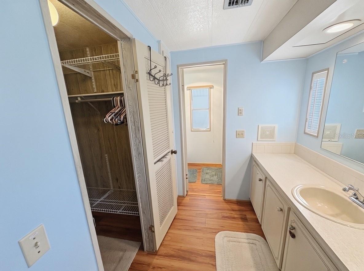 Image 27 of 37 For 22 Bobwhite Road