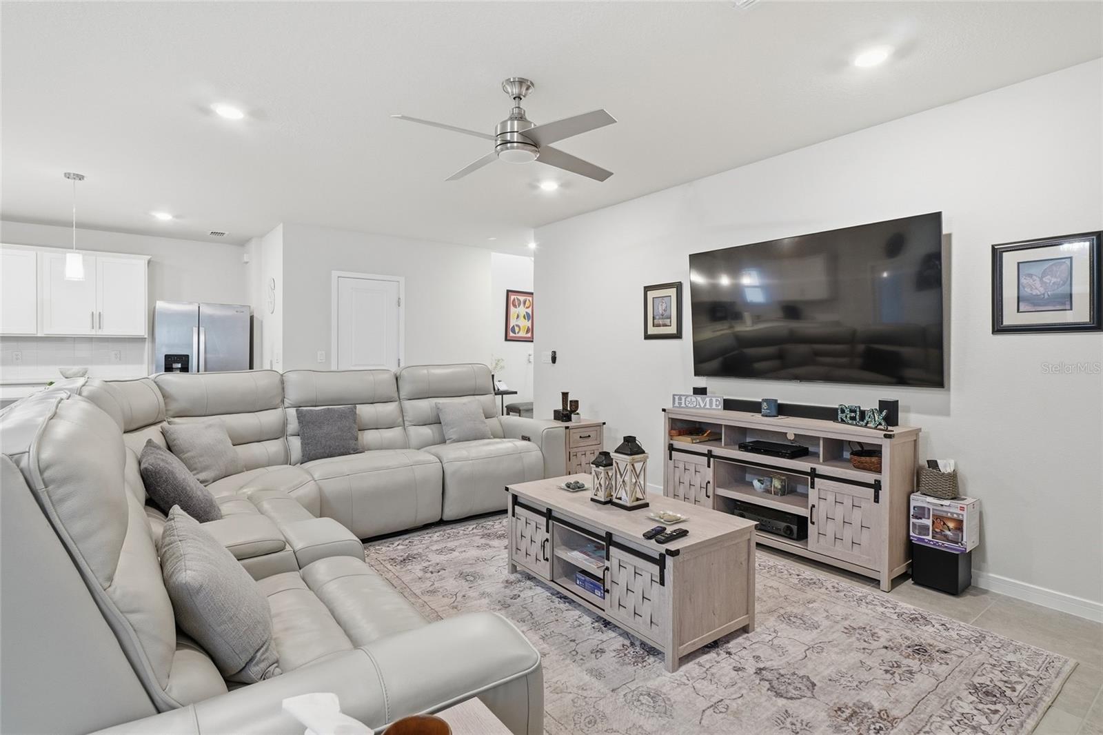 Image 16 of 52 For 4071 Feather Tree Drive