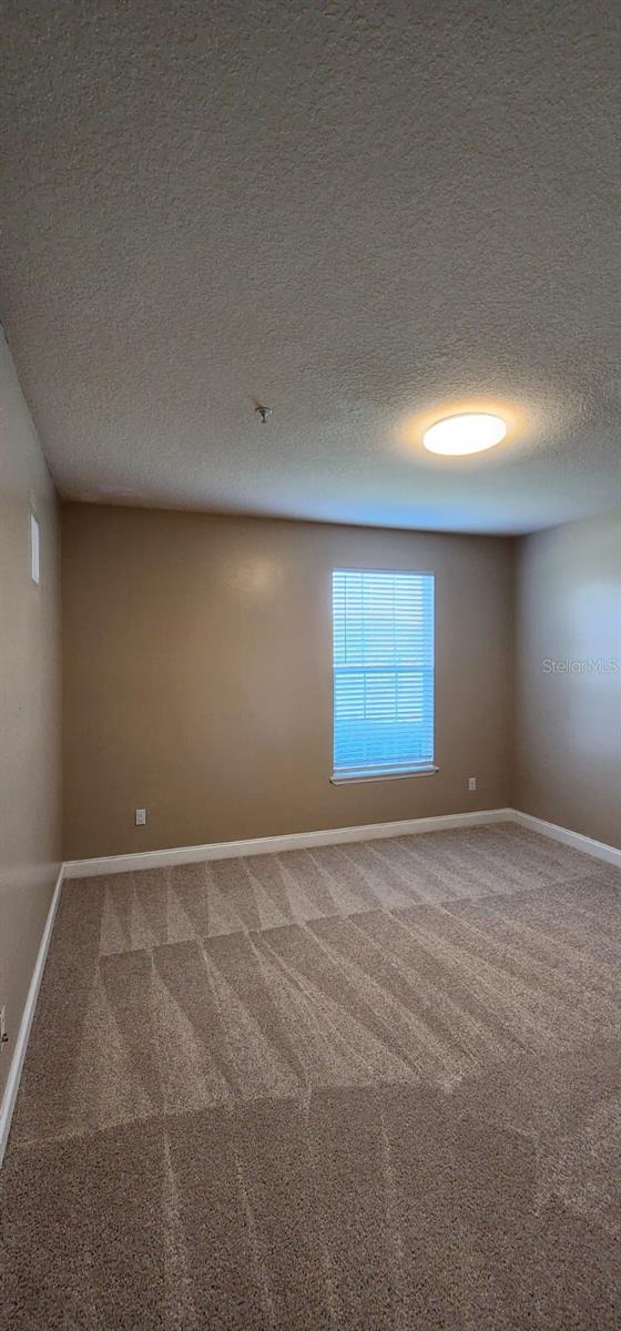 Image 15 of 37 For 2015 Reston Road 2211