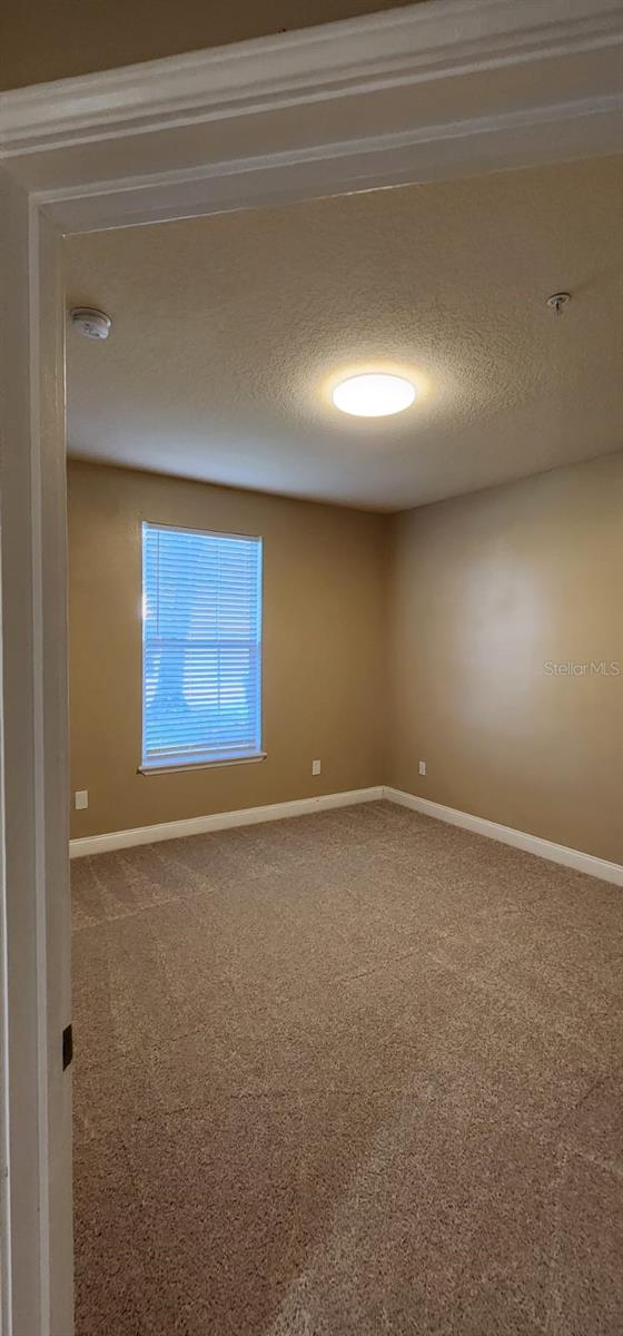 Image 18 of 37 For 2015 Reston Road 2211