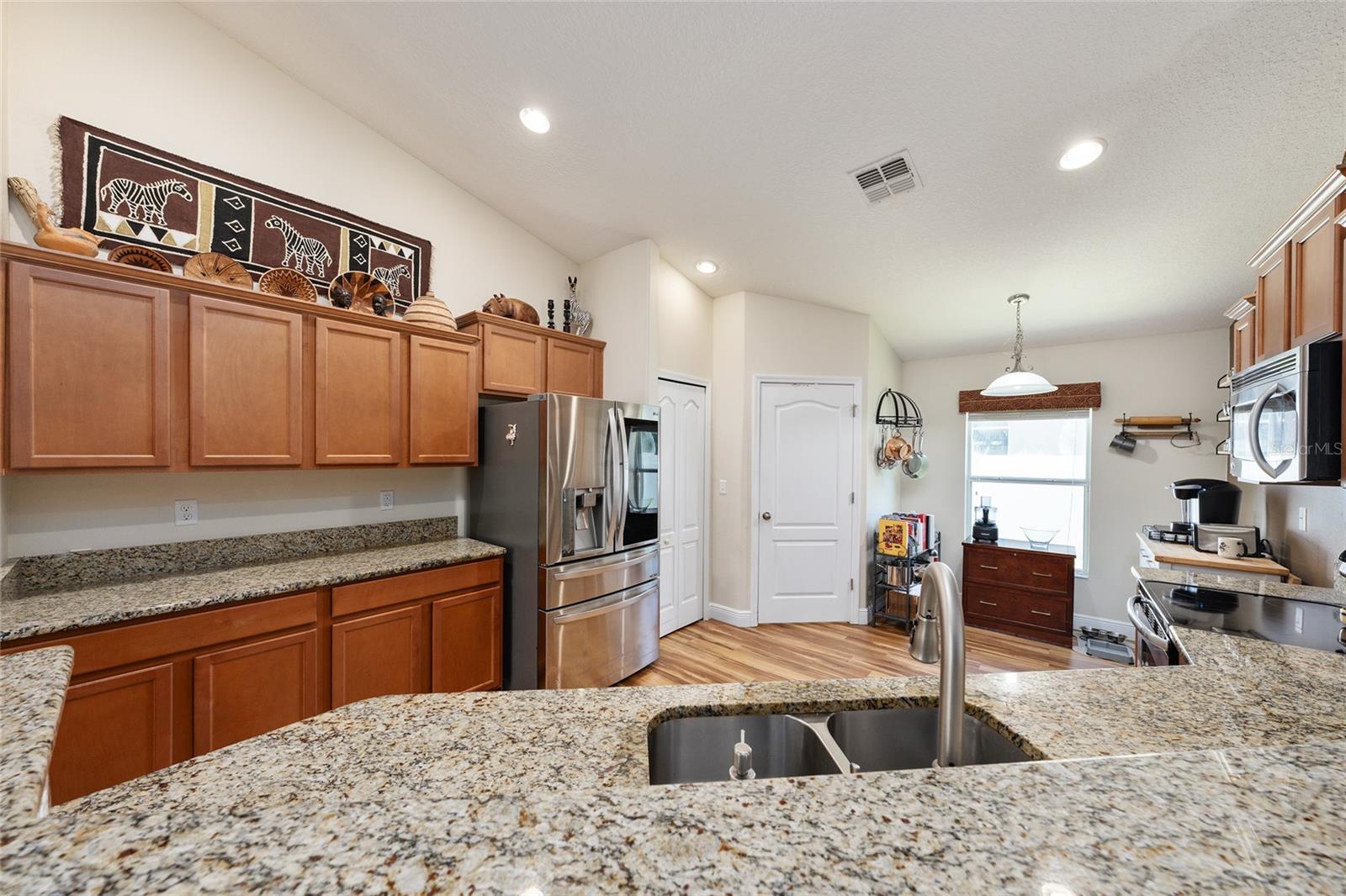 Image 20 of 71 For 5814 Coquyt Drive