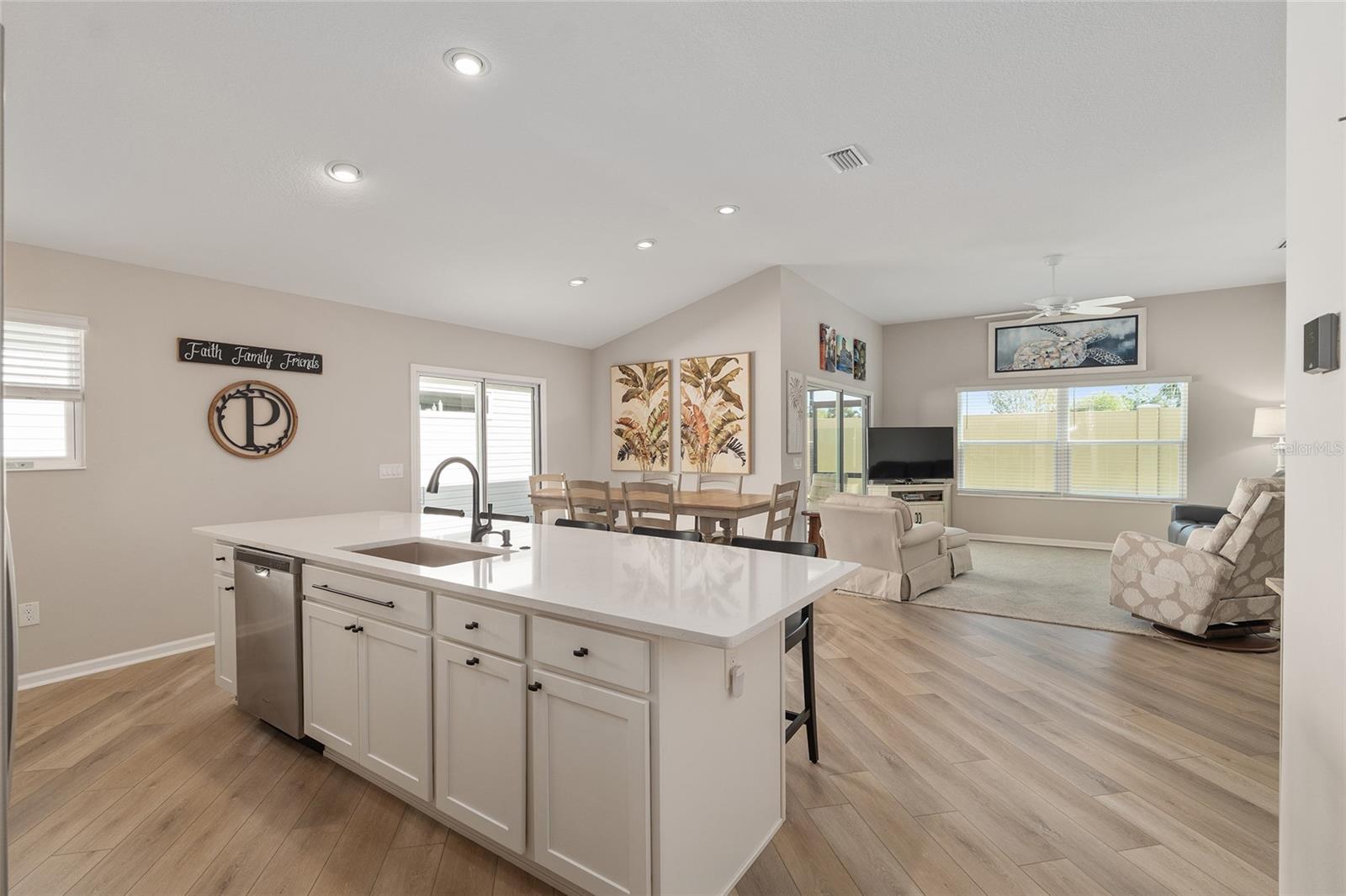 Image 23 of 70 For 5450 Samuel Street