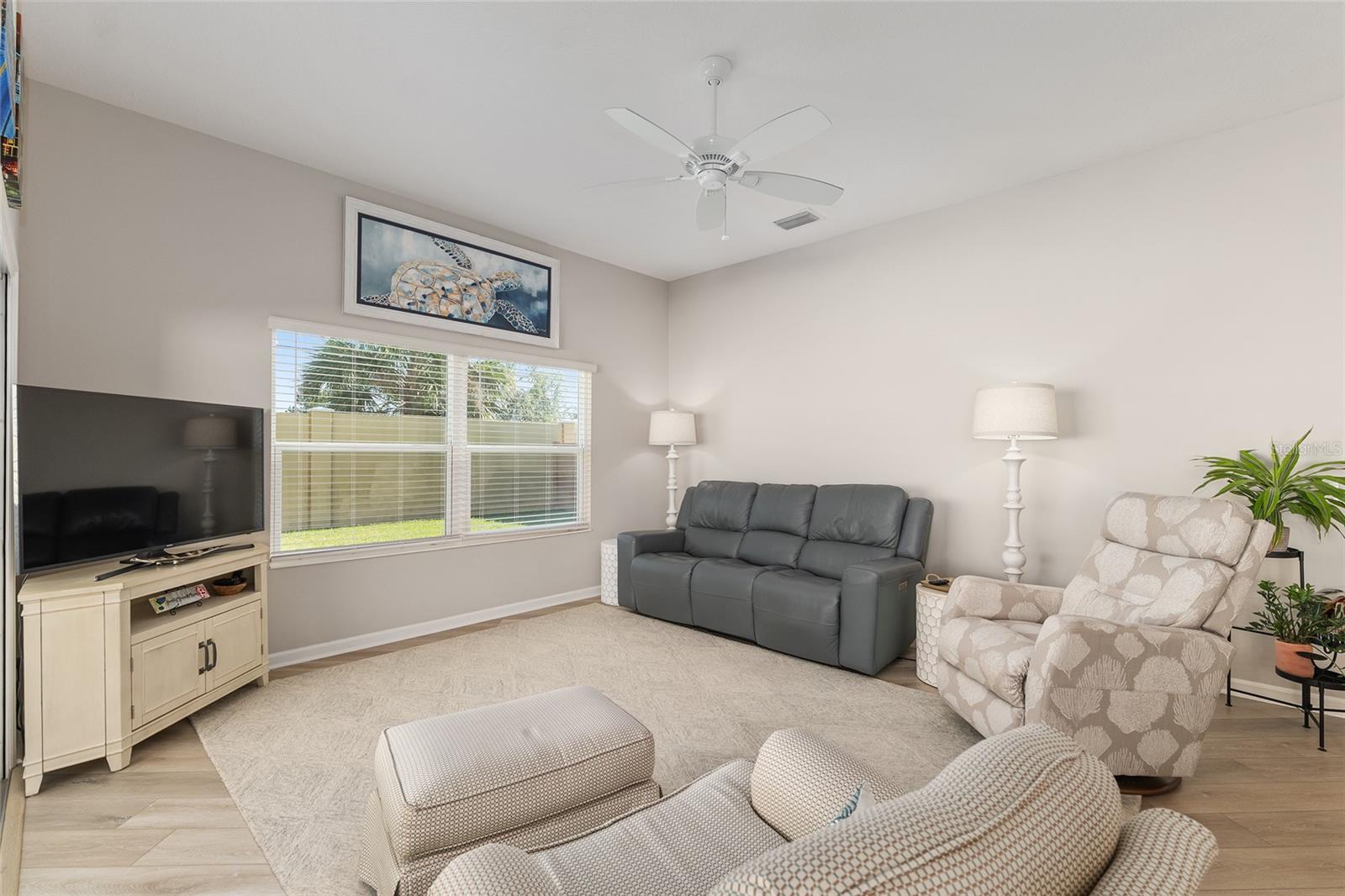 Image 26 of 70 For 5450 Samuel Street