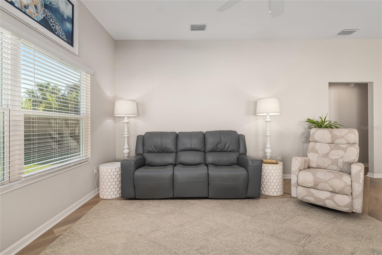 Image 28 of 70 For 5450 Samuel Street