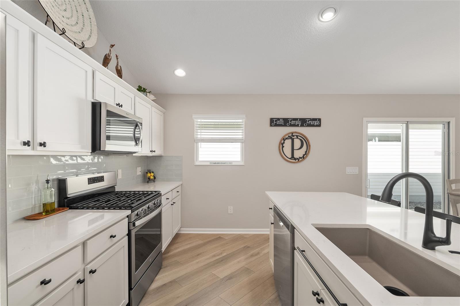 Image 39 of 70 For 5450 Samuel Street