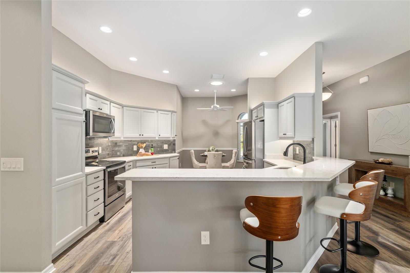 Image 16 of 48 For 3983 Mcdowell Drive