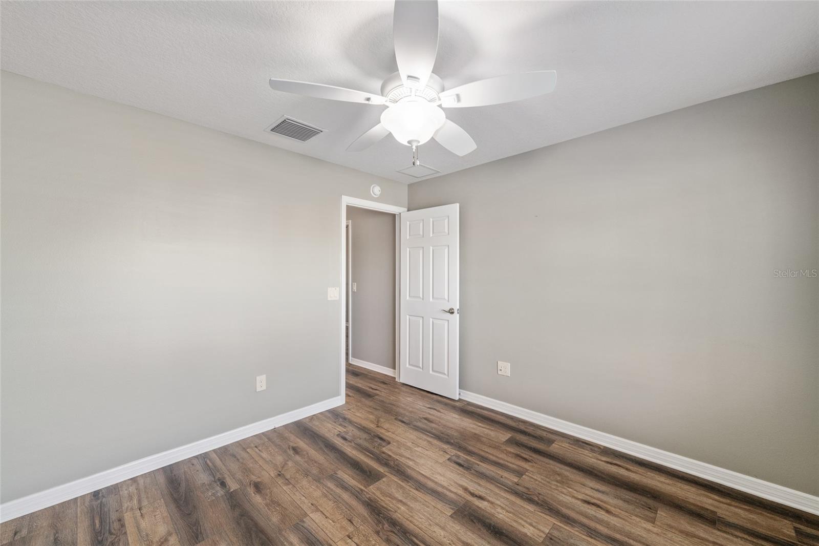 Image 35 of 48 For 3983 Mcdowell Drive