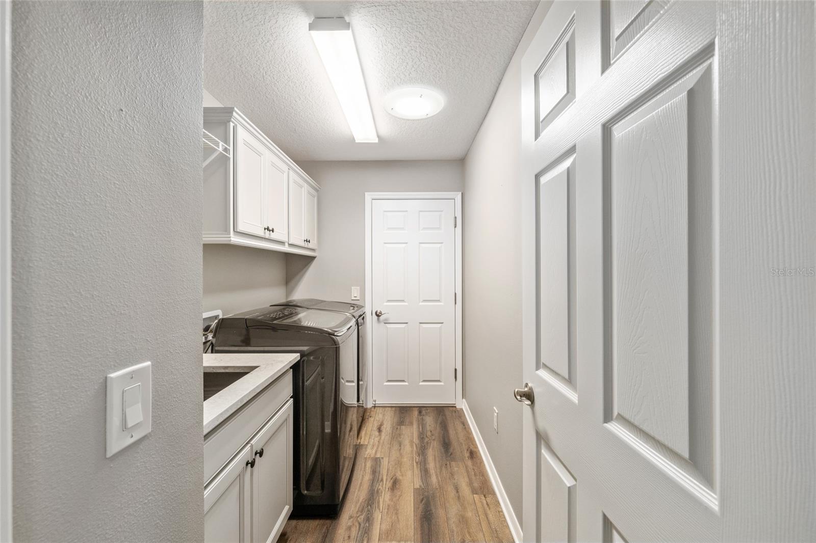 Image 36 of 48 For 3983 Mcdowell Drive