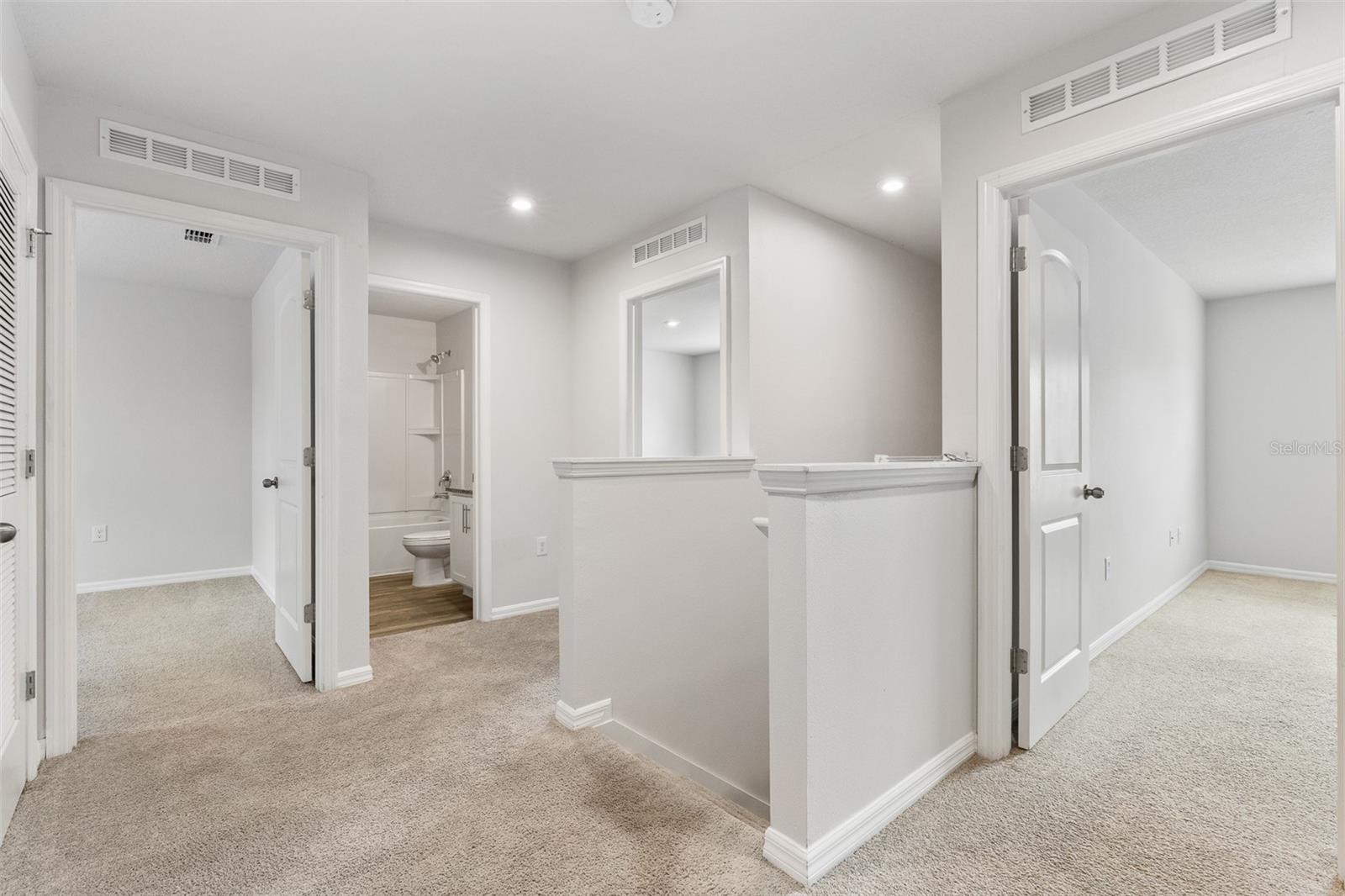 Image 20 of 38 For 1463 Swan Court