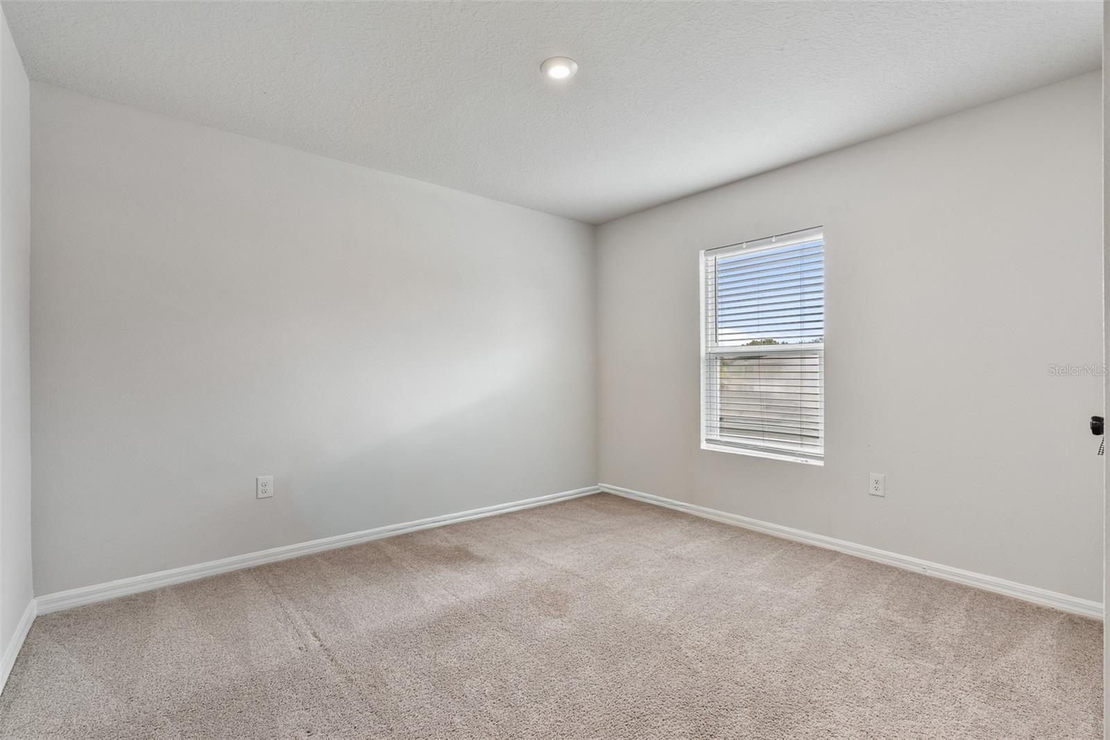 Image 8 of 38 For 1463 Swan Court