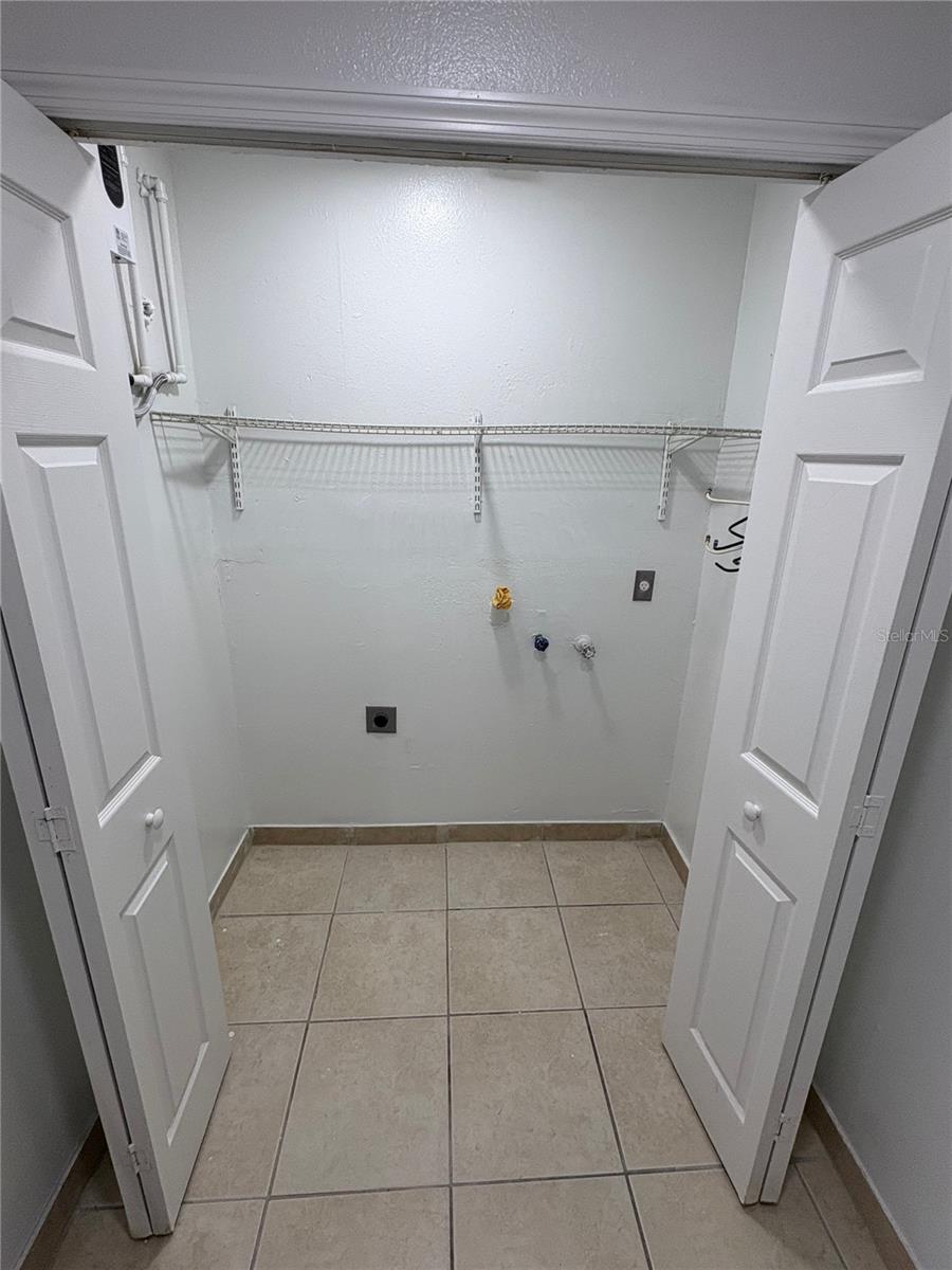 Image 10 of 12 For 1053 Scott Street