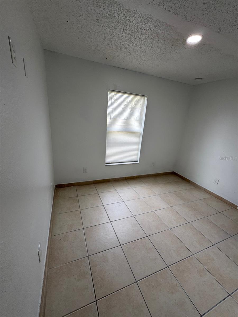 Image 12 of 12 For 1053 Scott Street